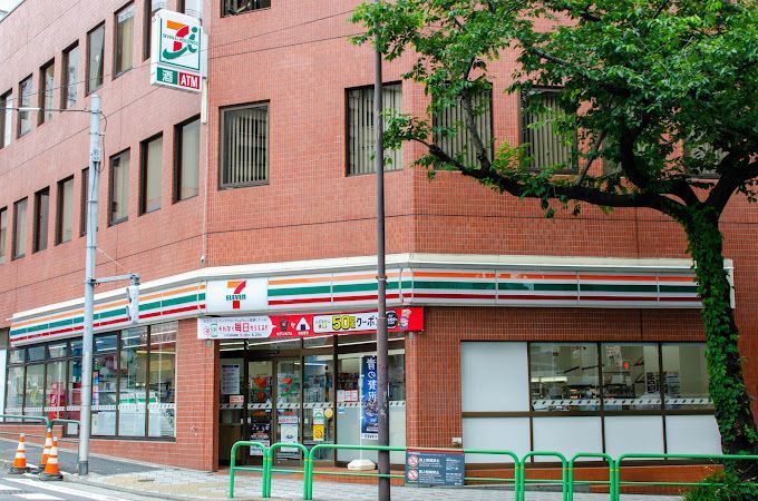 近くのセブンイレブン 九段南大妻通り店まで155m（徒歩2分）