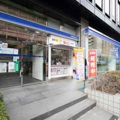 近くのみずほ銀行早稲田支店まで812m（徒歩11分）