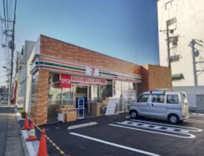 近くのセブンイレブン 世田谷奥沢自由通り店まで378m（徒歩5分）