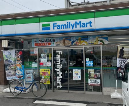 近くのファミリーマート 高津下野毛店まで170m（徒歩3分）