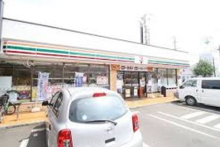 近くのセブンイレブン 川崎馬絹南店まで121m（徒歩2分）