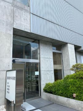 近くの高橋内科医院まで342m（徒歩5分）