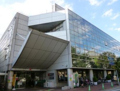 近くの世田谷総合支所まで431m（徒歩6分）