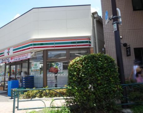 近くのセブンイレブン 世田谷代田店まで279m（徒歩4分）
