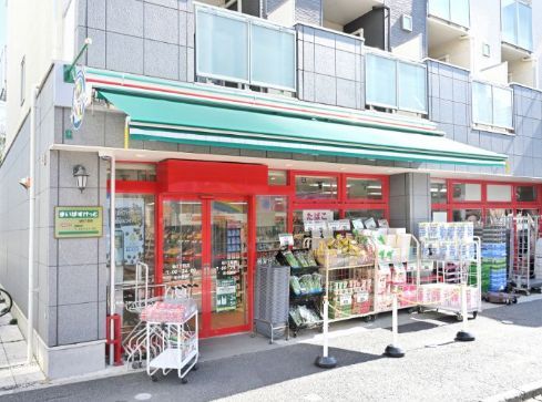 近くのまいばすけっと 砧6丁目店まで198m（徒歩3分）