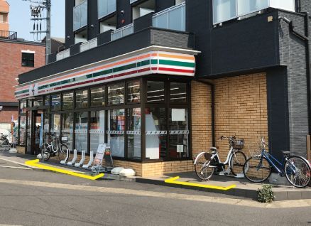近くのセブンイレブン 川崎下新城2丁目店まで332m(徒歩5分)