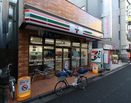 近くのセブンイレブン 川崎新丸子駅前店まで182m(徒歩3分)