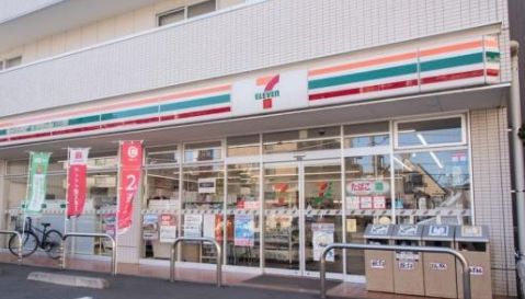 近くのセブンイレブン 世田谷千歳台5丁目店まで242m（徒歩4分）