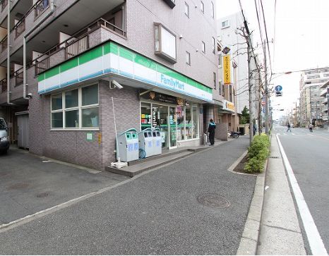近くのファミリーマート 丸子通り店まで265m(徒歩4分)