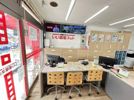 東海大学駅前店のスタッフ達