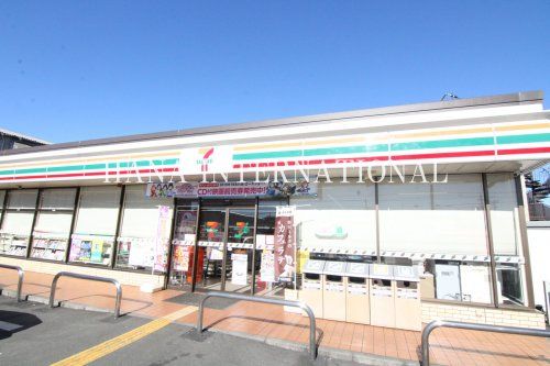 近くのセブンイレブンまで1,197m(徒歩15分)