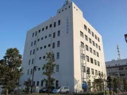 近くの小田原警察署まで817m（徒歩11分）