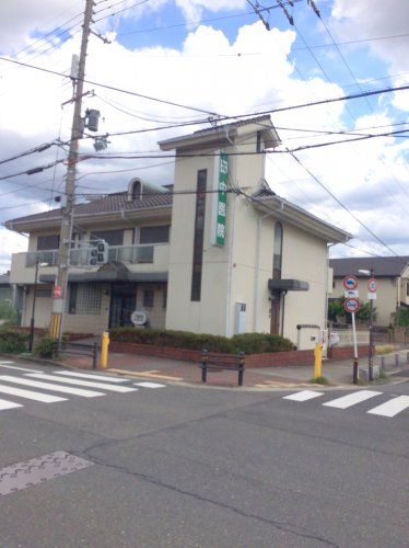 近くの田中医院まで497m（徒歩7分）