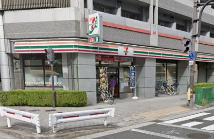 近くのセブンイレブン 大阪同心2丁目店まで81m（徒歩2分）