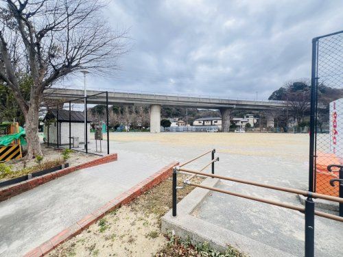近くの佐原3丁目公園まで836m(徒歩11分)