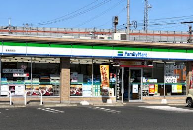 近くのファミリーマート 倉敷西坂店まで519m(徒歩7分)