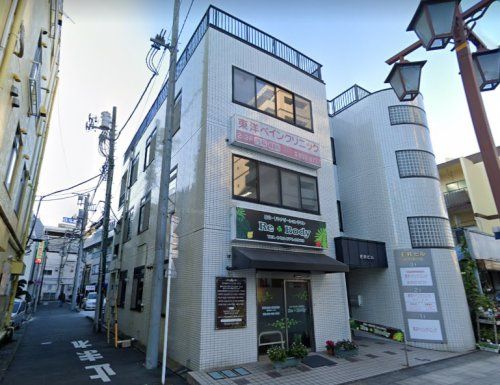 近くの東洋ペインクリニックまで160m（徒歩2分）