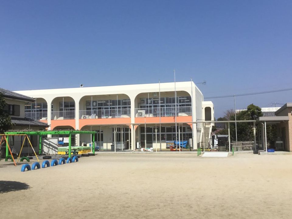 近くの伊勢崎市第四保育所まで256m(徒歩4分)