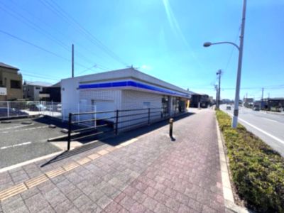 近くのローソン 徳島安宅三丁目店まで459m（徒歩6分）
