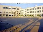 近くの神戸市立烏帽子中学校まで718m(徒歩9分)