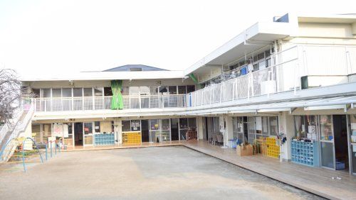 近くのみつば保育園まで551m(徒歩7分)