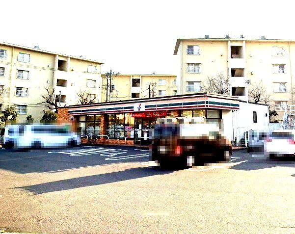近くのセブンイレブン 川崎中野島4丁目店まで2,907m（徒歩37分）