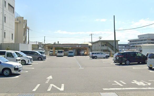 近くのセブンイレブン 松田惣領店まで219m(徒歩3分)