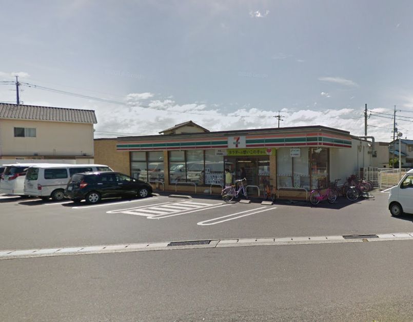 近くのセブンイレブン 岡山福田店まで561m（徒歩8分）