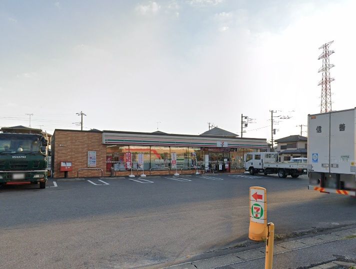 近くのセブンイレブン 市原若葉小学校前店まで716m（徒歩9分）