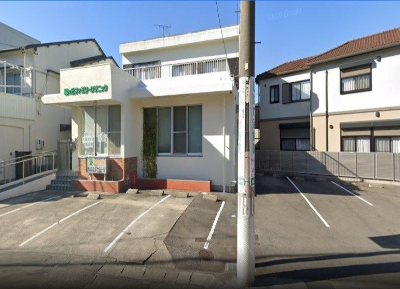近くの緑ヶ丘ファミリークリニックまで592m(徒歩8分)