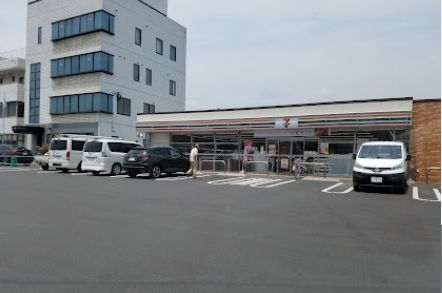 近くのセブンイレブン 倉敷片島町店まで818m(徒歩11分)