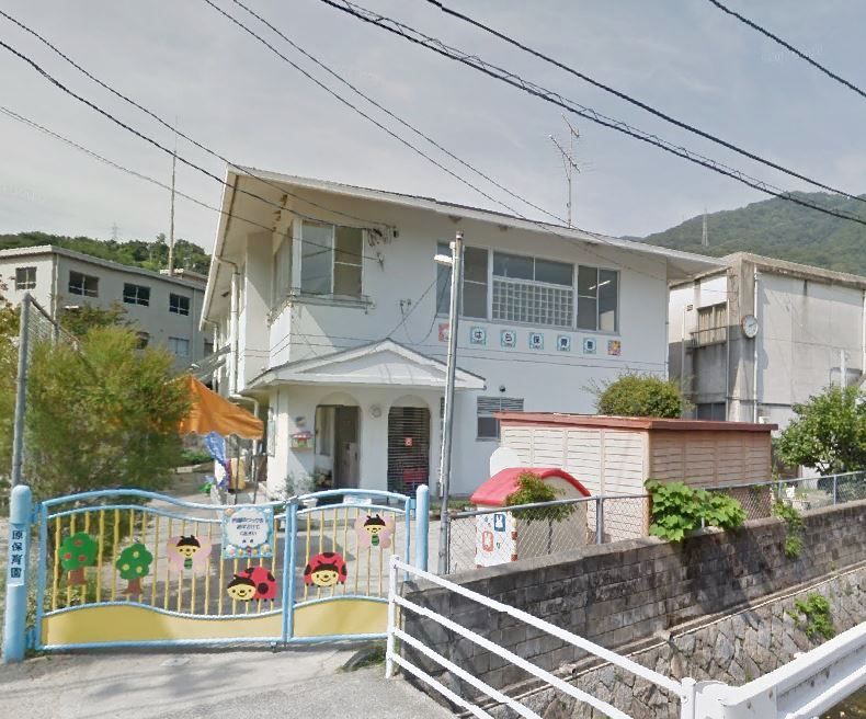 近くの原保育園まで427m（徒歩6分）