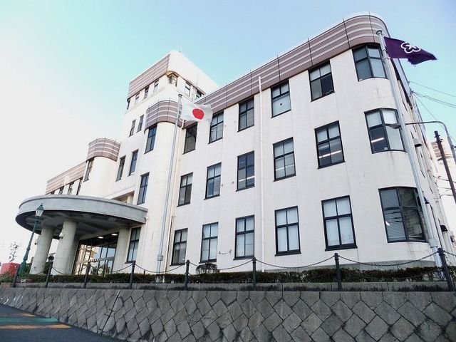 近くの北九州市門司区役所まで6,107m（徒歩77分）