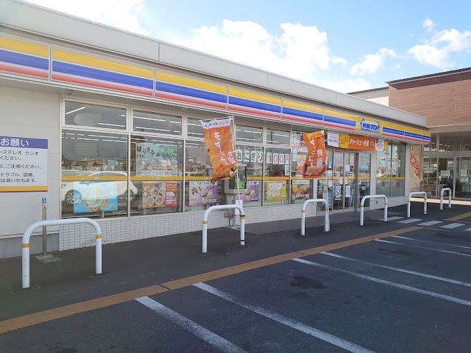 近くのミニストップ 伊勢崎境百々店まで1,063m（徒歩14分）