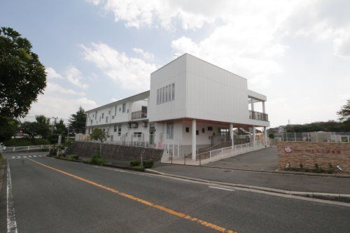 近くのかとう保育園まで1,011m(徒歩13分)