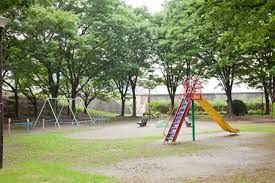 近くの尾竹橋公園まで965m(徒歩13分)