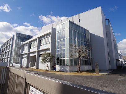 近くの高松市立新番丁小学校まで418m(徒歩6分)