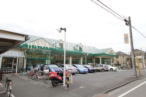 近くのマルエツ 戸倉店まで1,071m（徒歩14分）