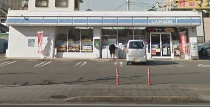 近くのローソン 大村東三城町店まで473m(徒歩6分)
