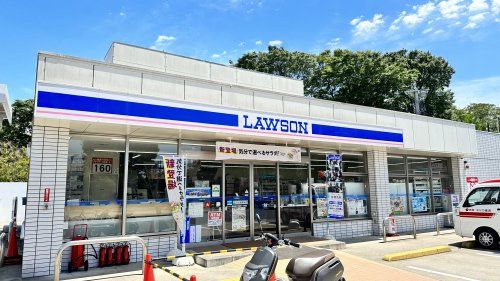 近くのローソン 調布深大寺北町一丁目店まで495m(徒歩7分)