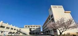 近くの神戸市立義務教育学校八多学園まで4,388m(徒歩55分)