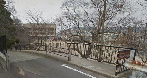 近くの長崎市立大浦小学校まで540m(徒歩7分)