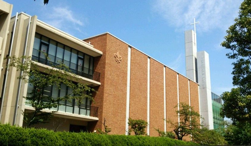 近くの私立横須賀学院中学校まで81m(徒歩2分)