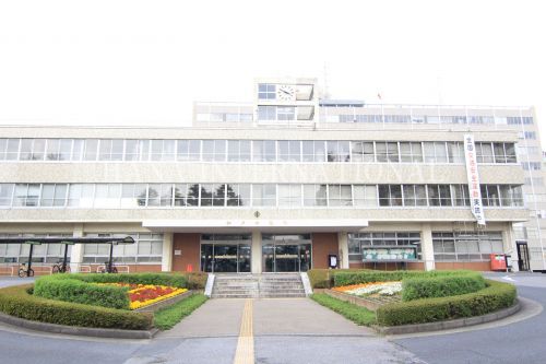 近くの松戸市役所まで817m(徒歩11分)