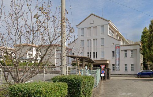 近くの長崎県立諫早農業高校まで1,348m(徒歩17分)