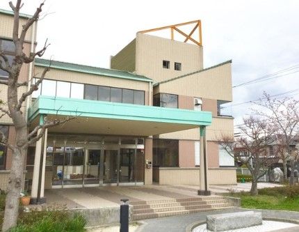 近くの香久山幼稚園まで2,176m（徒歩28分）
