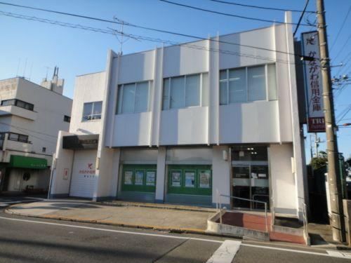 近くのかながわ信用金庫粟田支店まで624m(徒歩8分)