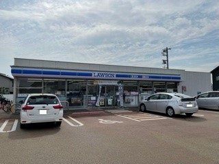 近くのローソン 高岡守護町一丁目店まで1,136m（徒歩15分）
