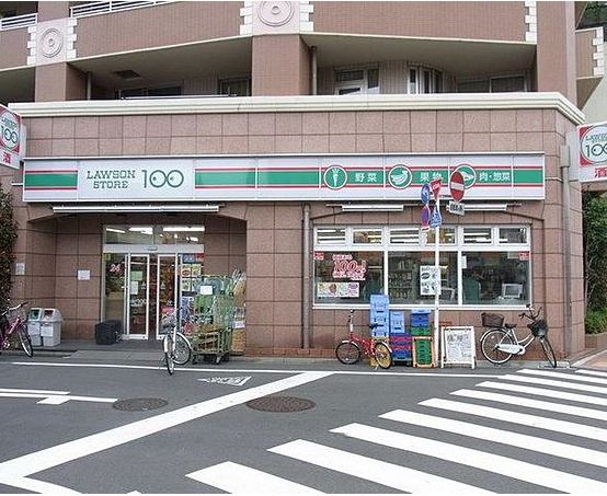 近くのコンビニまで302m（徒歩4分）