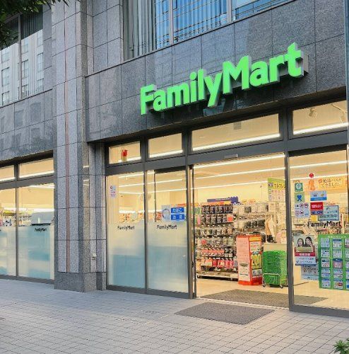 近くのファミリーマート 西宮原一丁目店まで231m（徒歩3分）